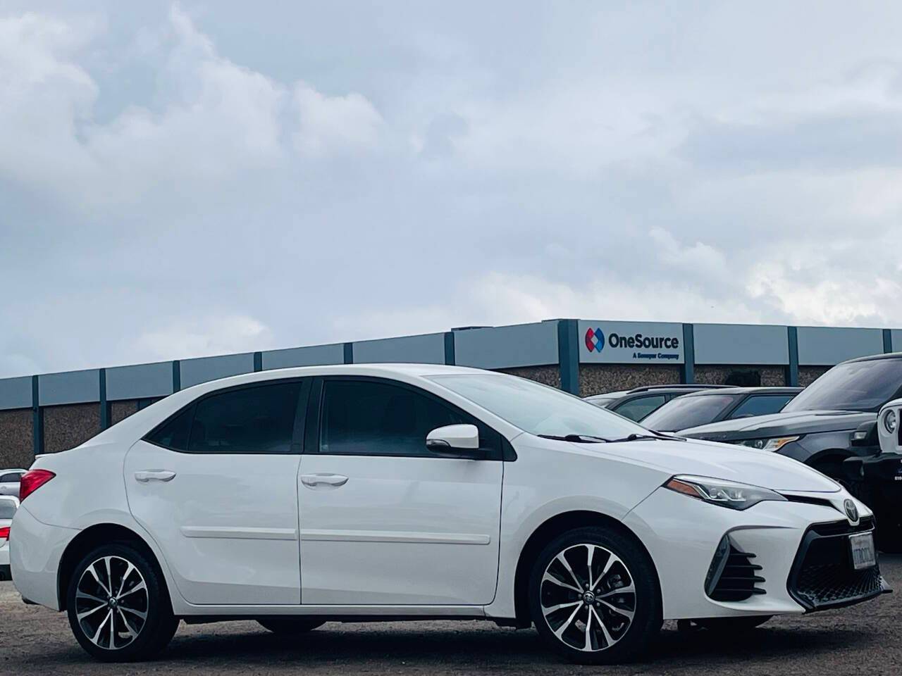 2017 Toyota Corolla SE — Sedan — 151,367 mi — San Diego, CA