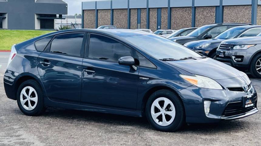 2013 Toyota Prius Five — Sedan — 110,359 mi — San Diego, CA