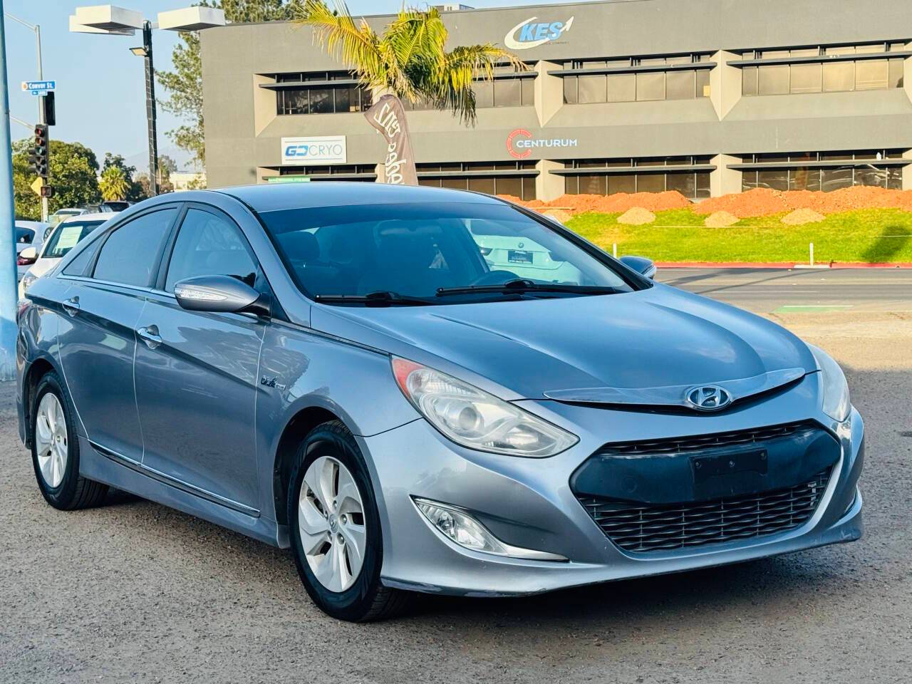 2015 Hyundai Sonata Hybrid Base — Sedan — 117,229 mi — San Diego, CA