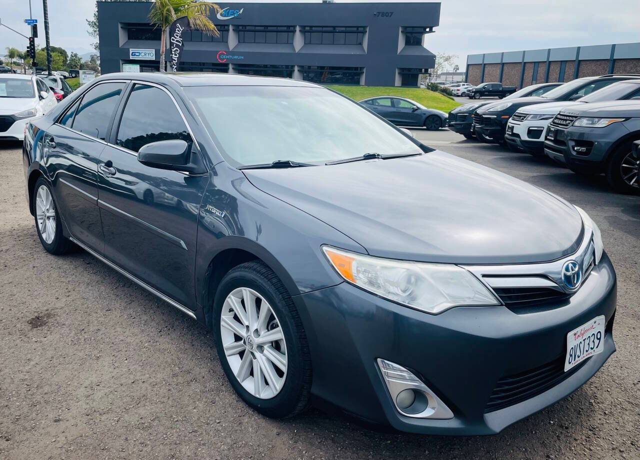 2012 Toyota Camry Hybrid XLE — Sedan — 122,736 mi — San Diego, CA
