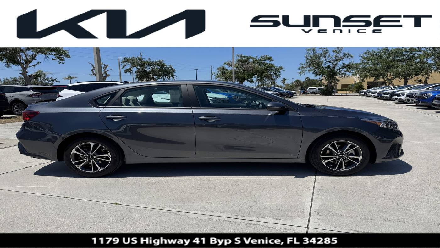 2022 Kia Forte LXS — Sedan — 7,843 mi — Venice, FL