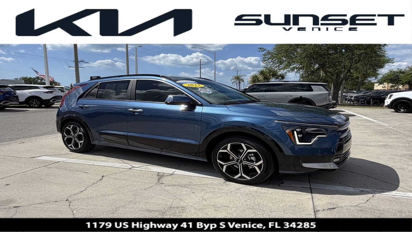 2023 Kia Niro Hybrid SX Touring — SUV — 13,086 mi — Venice, FL