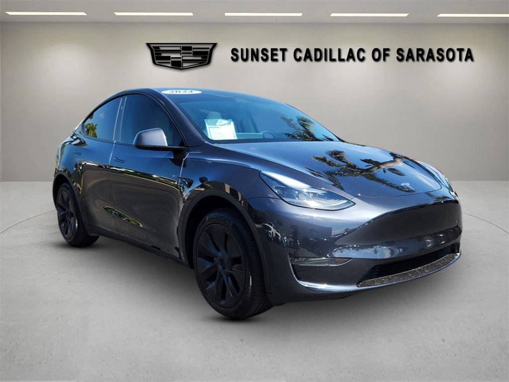 2024 Tesla Model Y Standard Range — SUV — 29,671 mi — Sarasota, FL