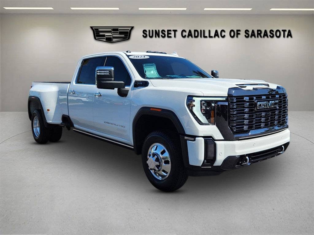 2024 GMC Sierra 3500HD Denali Ultimate — Pickup Truck — 7,495 mi — Sarasota, FL