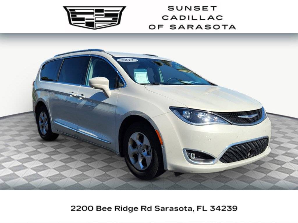 2017 Chrysler Pacifica Touring L Plus — Minivan — 45,824 mi — Sarasota, FL