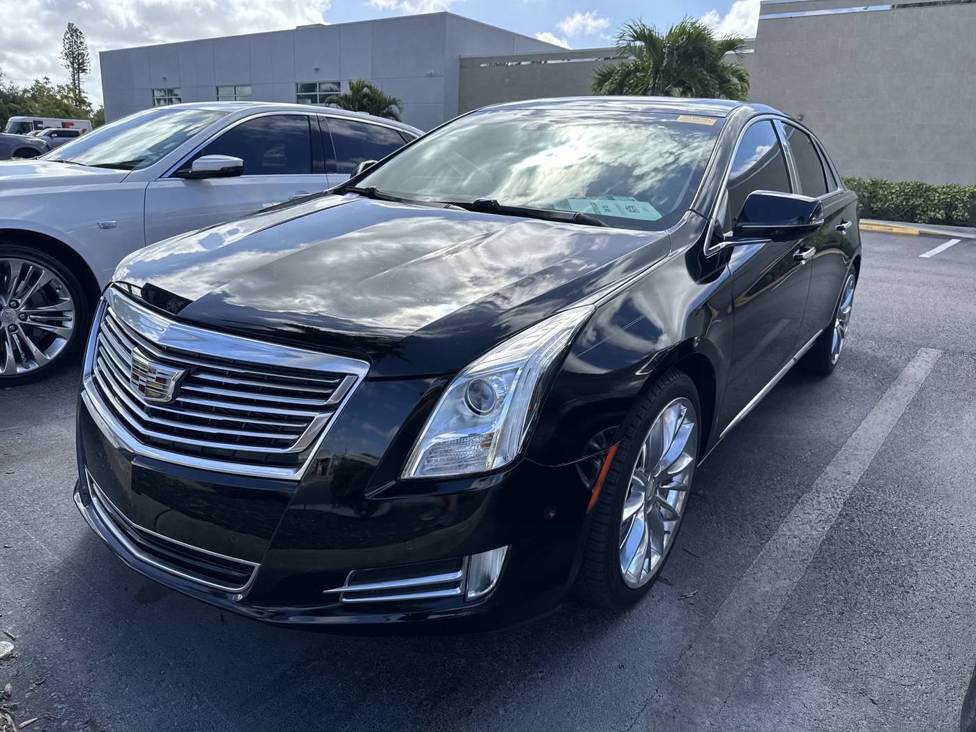 2016 Cadillac XTS Platinum — Sedan — 18,028 mi — Sarasota, FL