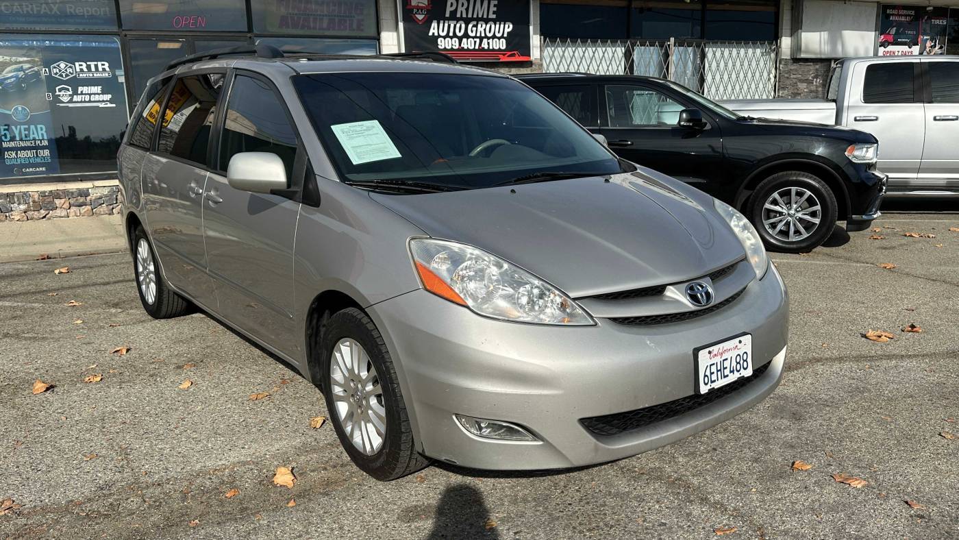 2008 Toyota Sienna XLE Limited — Minivan — 121,780 mi — UPLAND, CA