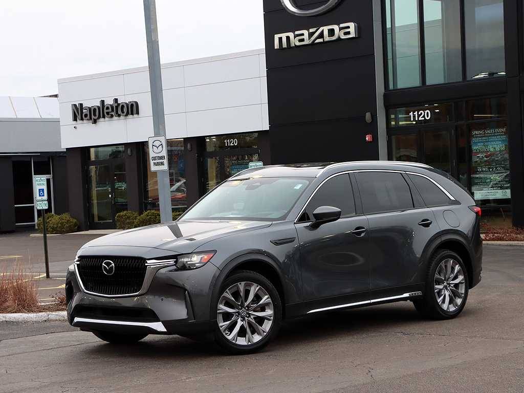 2024 Mazda CX-90 Premium — SUV — 32,066 mi — Libertyville, IL