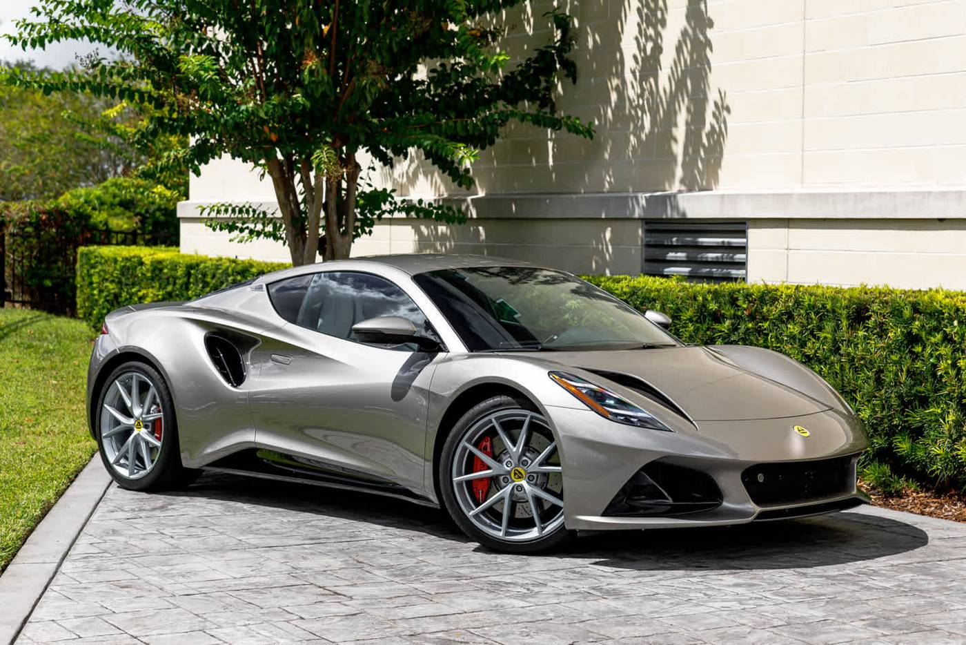 2024 Lotus Emira