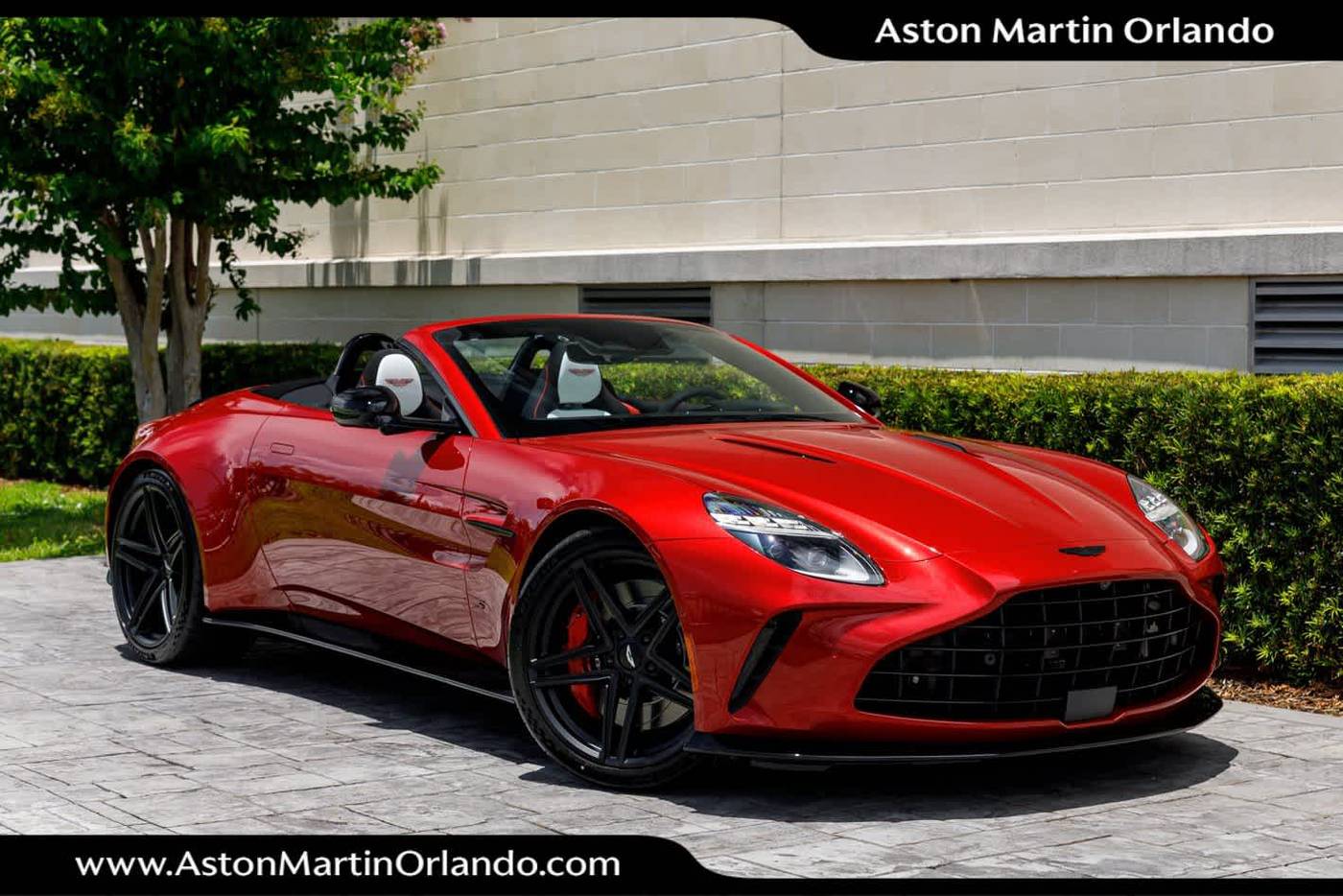 専用 Aston Martin Vantage & Ferrari 296 Aston Martin Vantage vs. Ferrari 296 Comparison - TRUECar