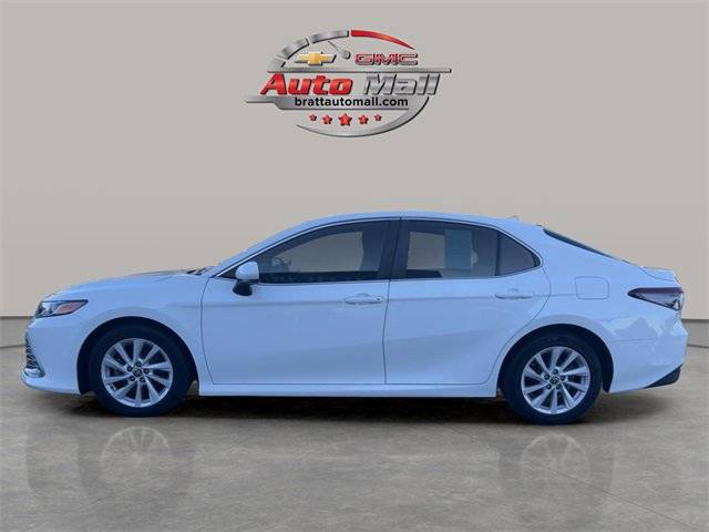 2022 Toyota Camry LE — Sedan — 39,911 mi — Brattleboro, VT
