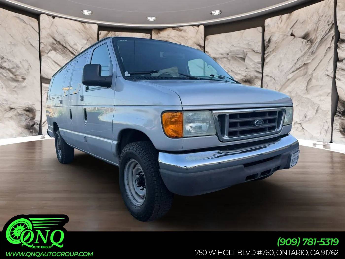 2006 Ford Econoline Wagon E-350 Super Duty XLT