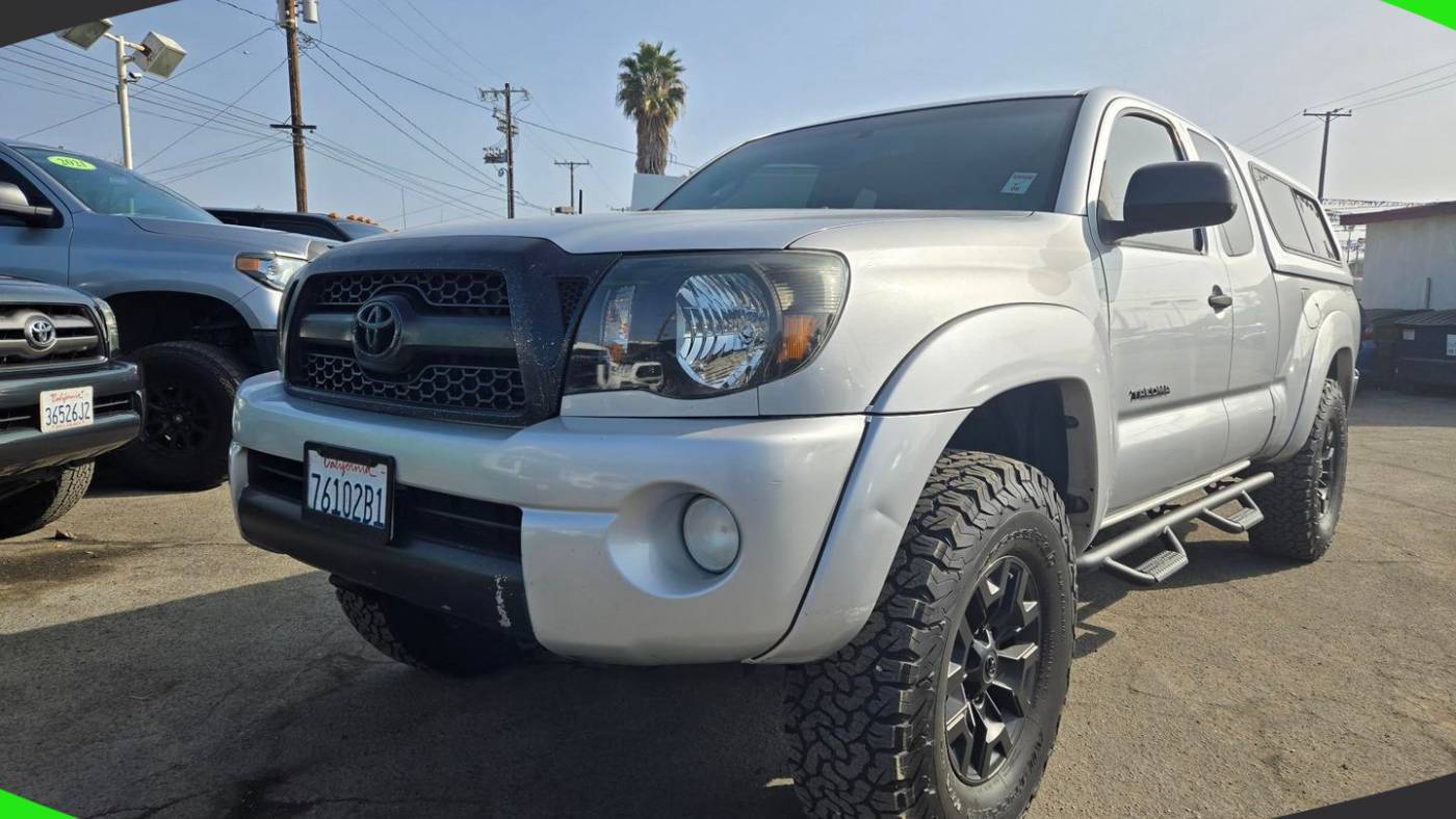 2011 Toyota Tacoma Base — Pickup Truck — 231,090 mi — Ontario, CA