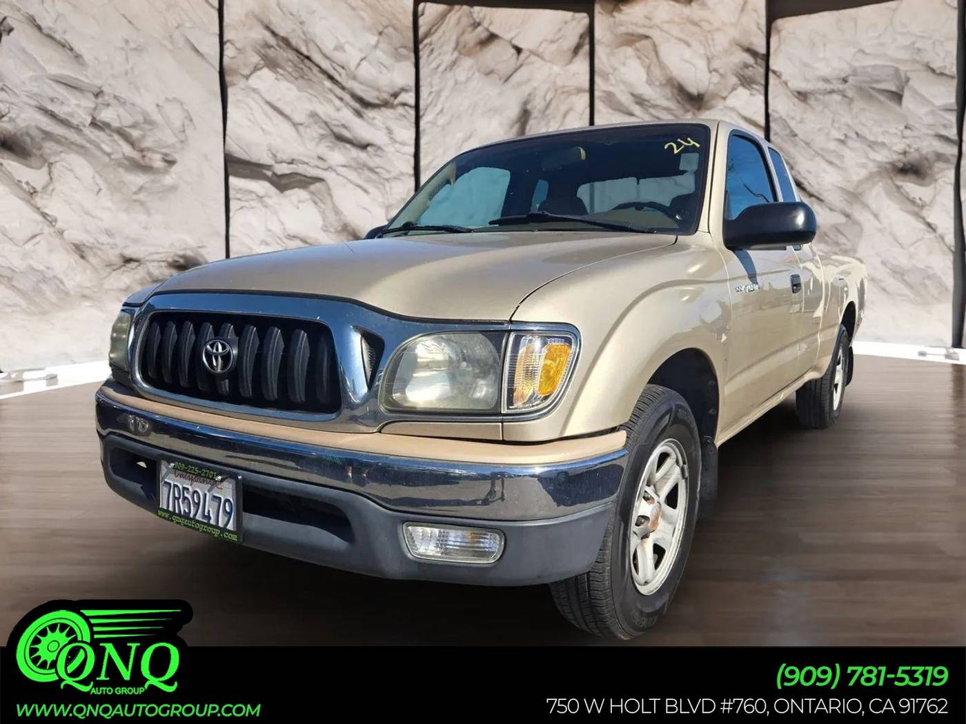 2004 Toyota Tacoma Base — Pickup Truck — 118,797 mi — Ontario, CA