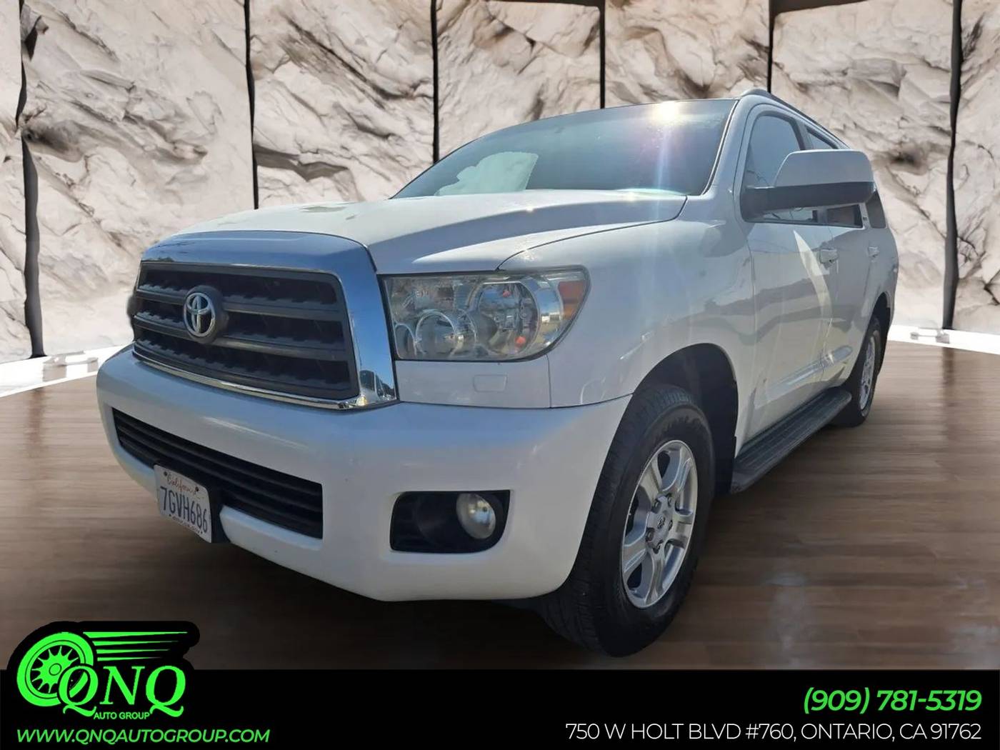 2014 Toyota Sequoia SR5 — SUV — 117,289 mi — Ontario, CA