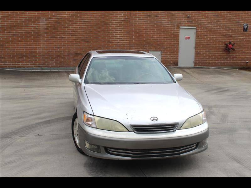 2000 Lexus ES 300 Base