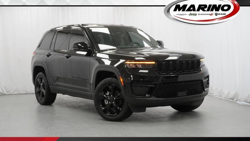 2023 Jeep Grand Cherokee Altitude — SUV — 16,185 mi — Chicago, IL