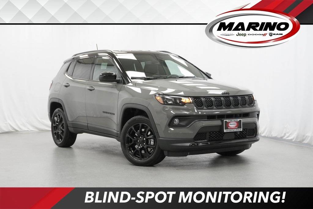 2024 Jeep Compass Latitude — SUV — 10,877 mi — Chicago, IL