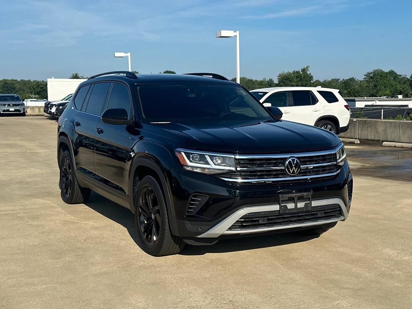 2023 Volkswagen Atlas SE with Technology — SUV — 28,315 mi — Bethesda, MD