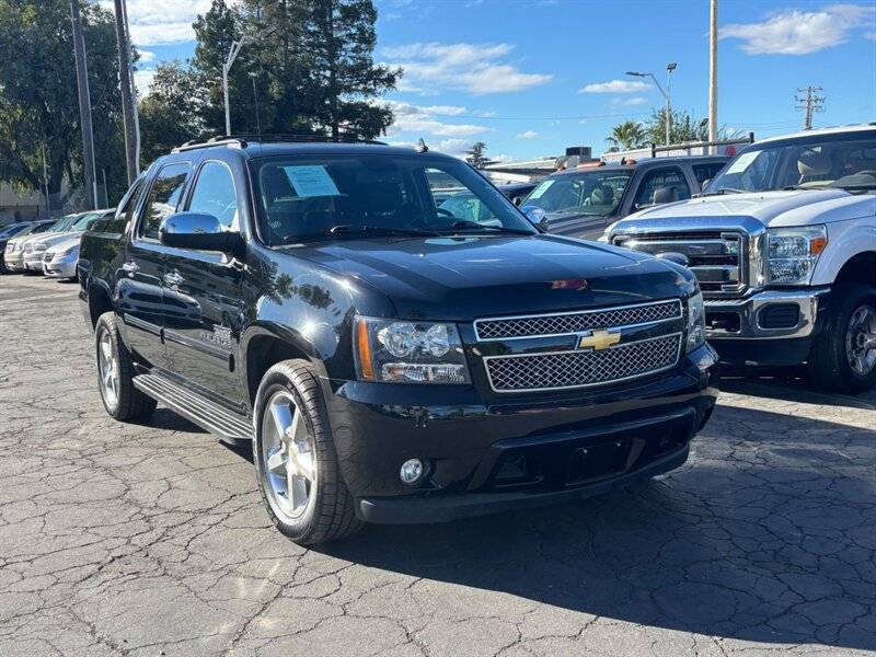 2013 Chevrolet Avalanche LS — Pickup Truck — 19,971 mi — Sacramento, CA