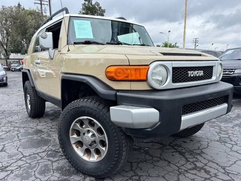 2011 Toyota FJ Cruiser Base