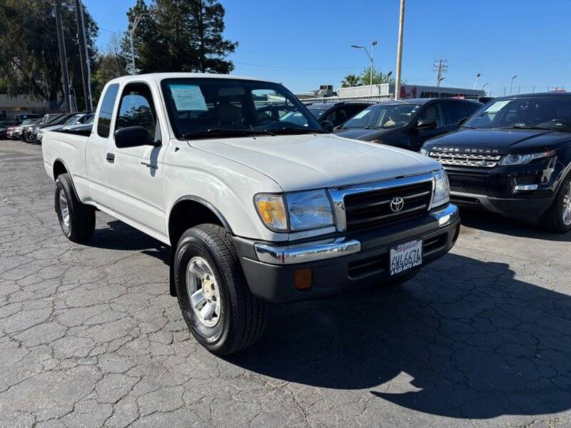1999 Toyota Tacoma Base