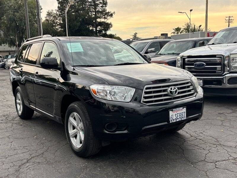 2010 Toyota Highlander Highlander V6 — SUV — 32,345 mi — Sacramento, CA