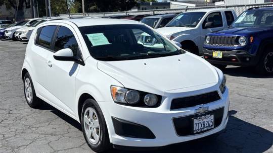 2016 Chevrolet Sonic LS Manual
