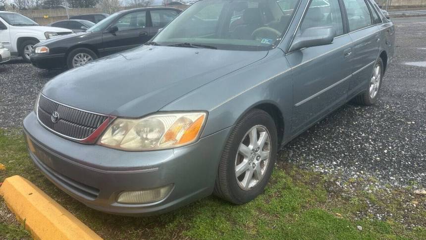 2002 Toyota Avalon XLS — Sedan — 207,878 mi — Clinton, MD