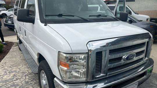 2010 ford sales econoline passenger van