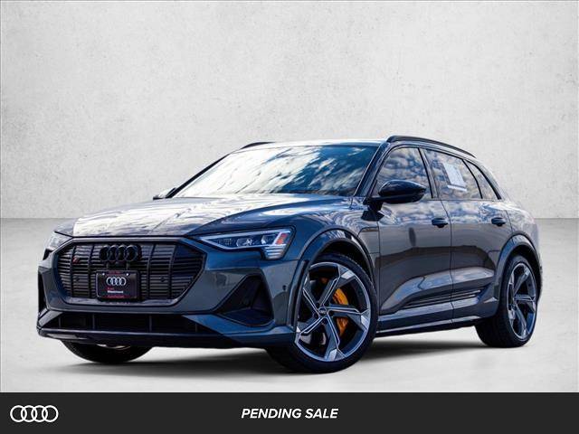 2022 Audi e-tron S Prestige — SUV — 31,624 mi — Westmont, IL
