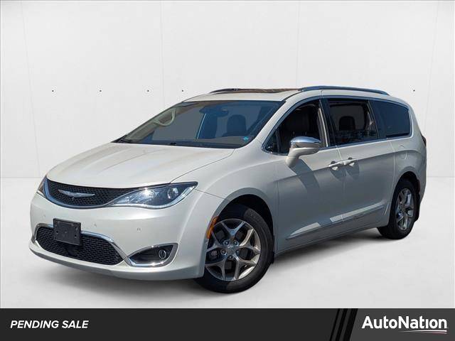 2017 Chrysler Pacifica Limited — Minivan — 120,624 mi — Westmont, IL