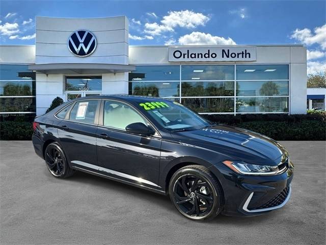 2025 Volkswagen Jetta SE — Sedan — 14,035 mi — Orlando, FL