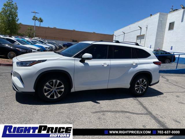 2020 Toyota Highlander XLE — SUV — 56,070 mi — Las Vegas, NV
