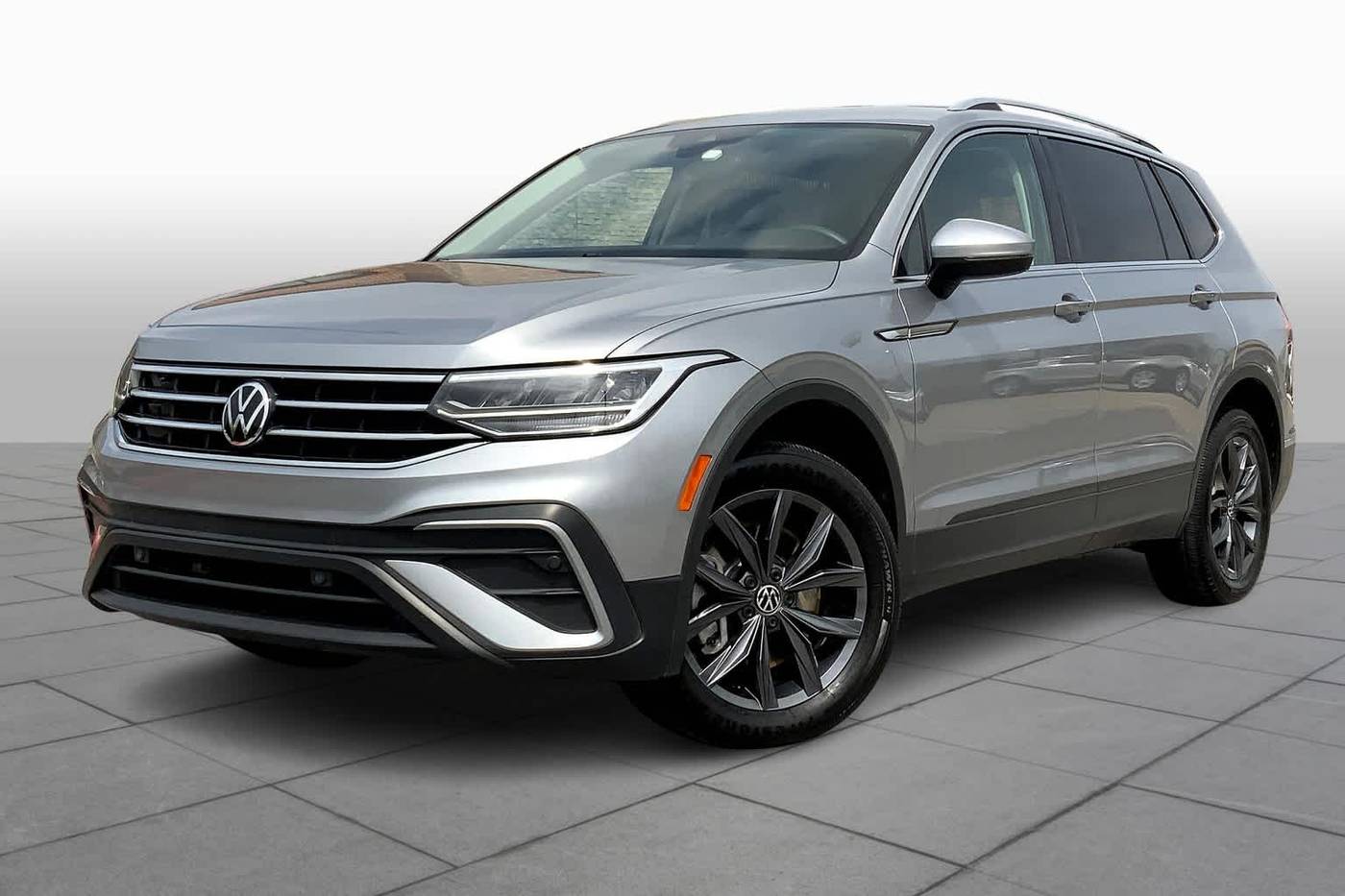 2023 Volkswagen Tiguan SE — SUV — 28,316 mi — Sugar Land, TX
