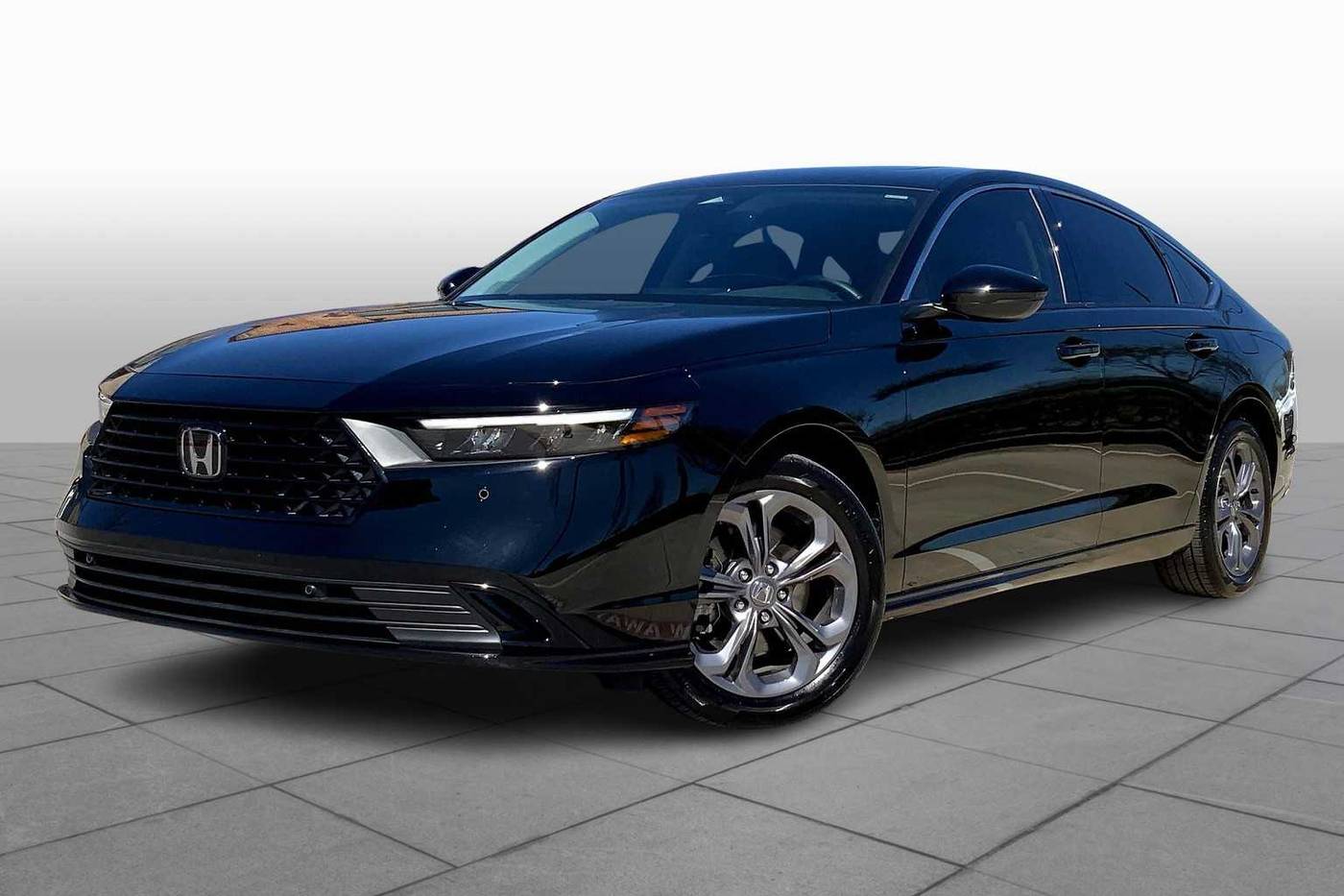 2024 Honda Accord Hybrid EX-L — Sedan — 17,616 mi — Sugar Land, TX