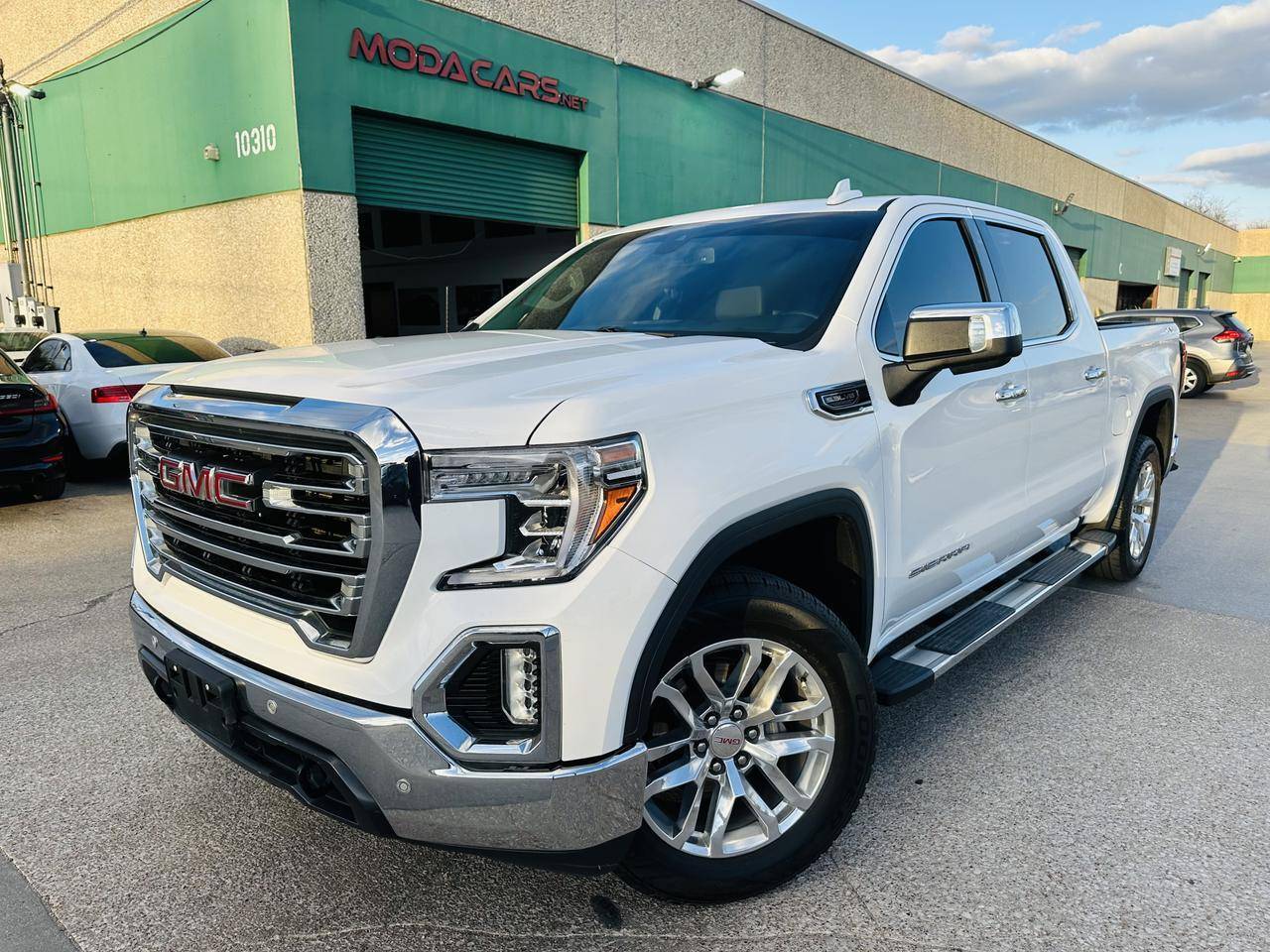 2019 GMC Sierra 1500 SLT — Pickup Truck — 111,311 mi — Dallas, TX