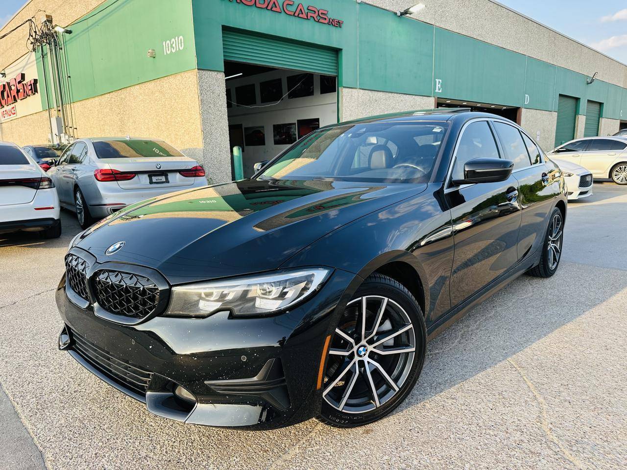 2019 BMW 3 Series 330i — Sedan — 89,975 mi — Dallas, TX