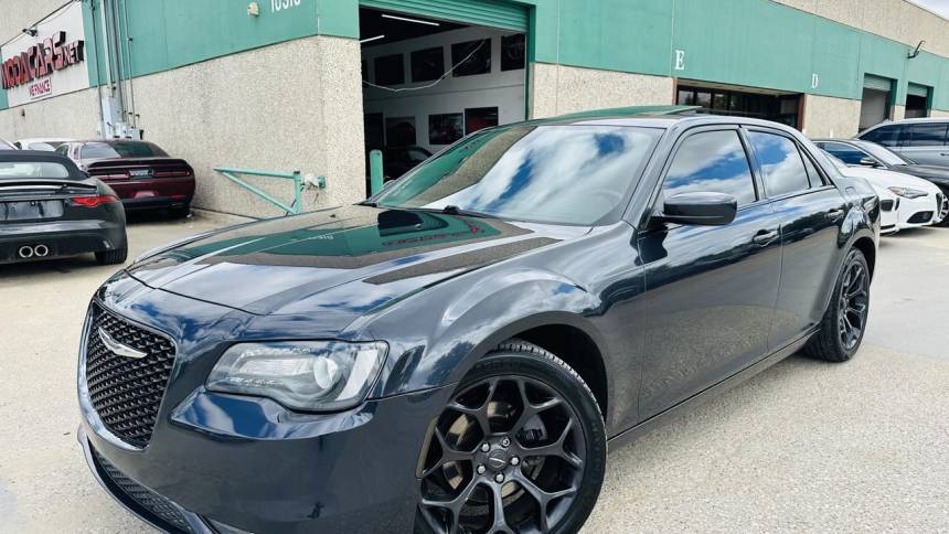 2019 Chrysler 300 S — Sedan — 83,019 mi — Dallas, TX