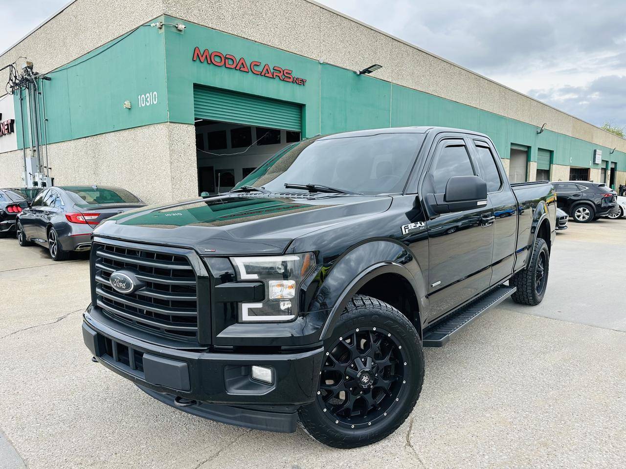 2017 Ford F-150 XLT — Pickup Truck — 95,392 mi — Dallas, TX