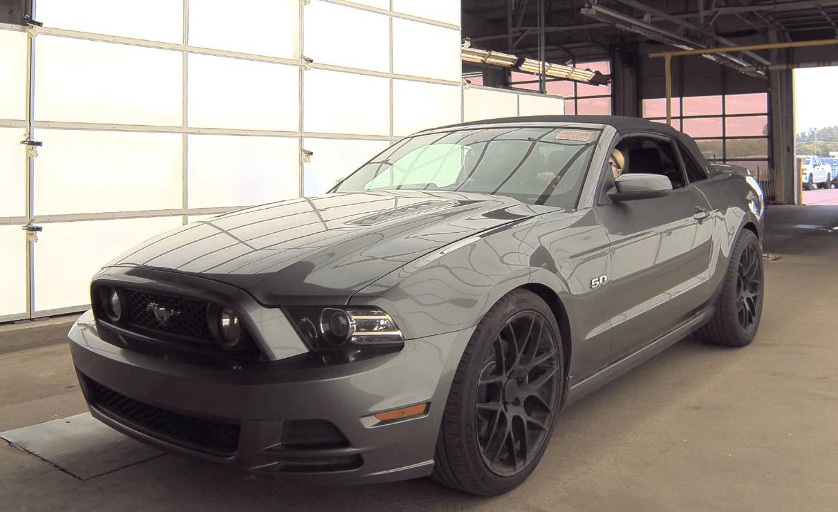 2013 Ford Mustang GT Premium — Convertible — 102,167 mi — Dallas, TX