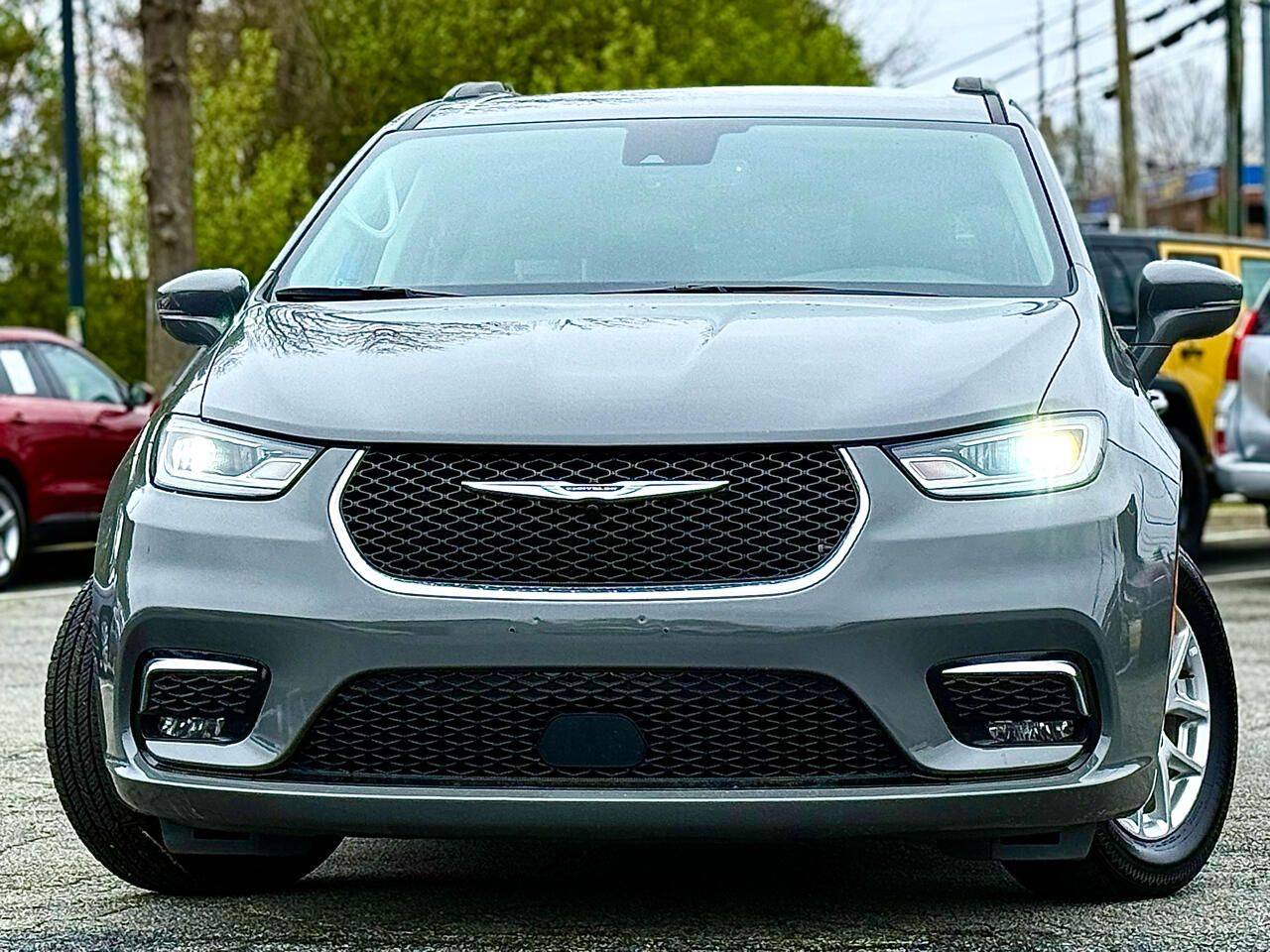 2022 Chrysler Pacifica Touring L — Minivan — 74,424 mi — Marietta, GA