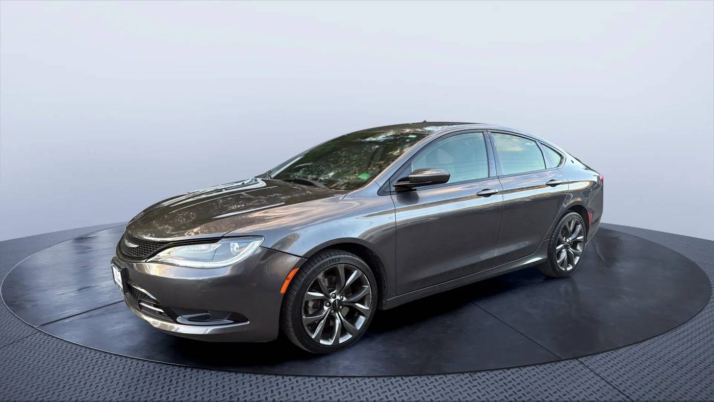 2015 Chrysler 200 S — Sedan — 84,095 mi — Stafford, VA