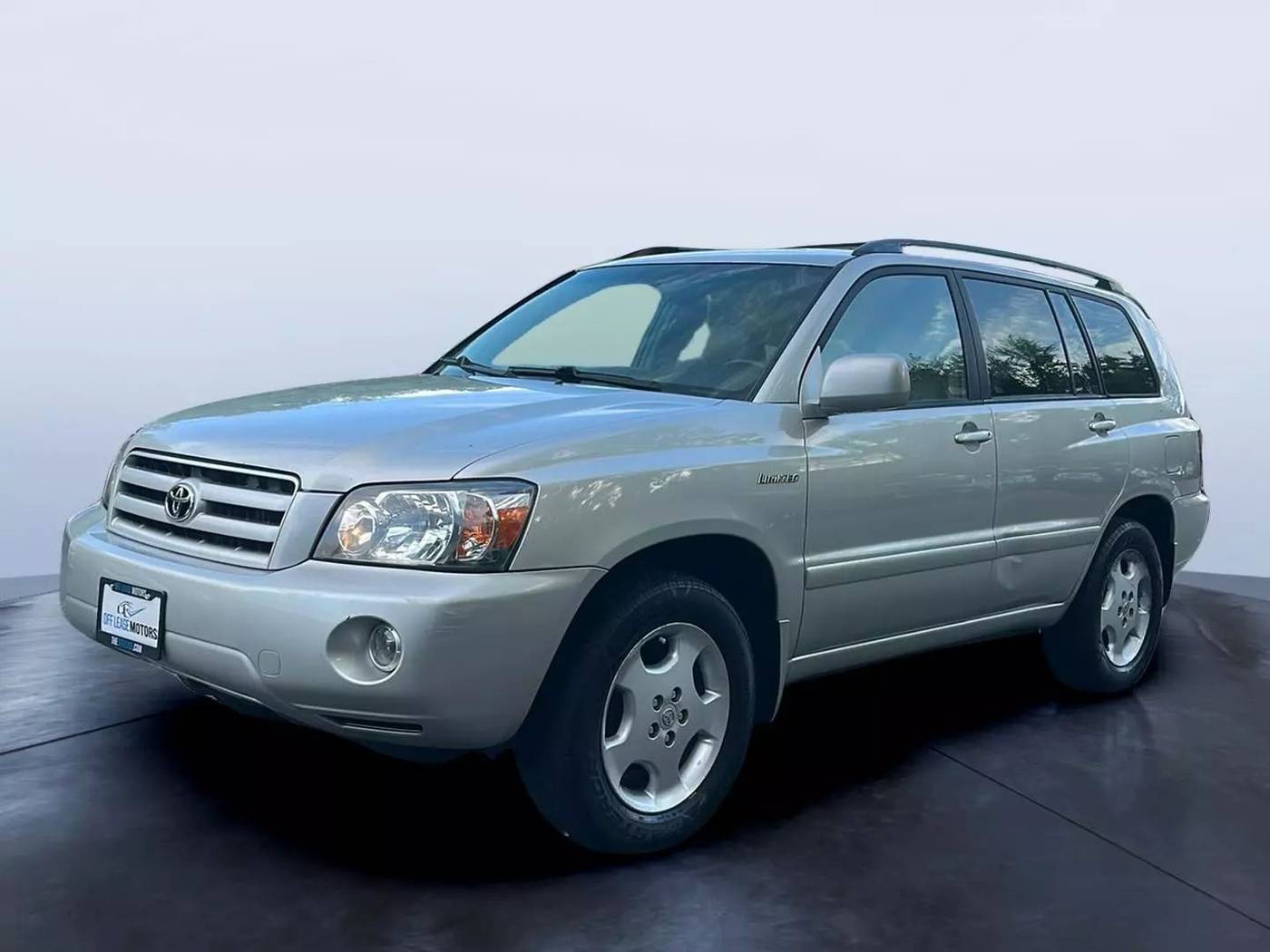 2004 Toyota Highlander Base V6 — SUV — 108,653 mi — Stafford, VA
