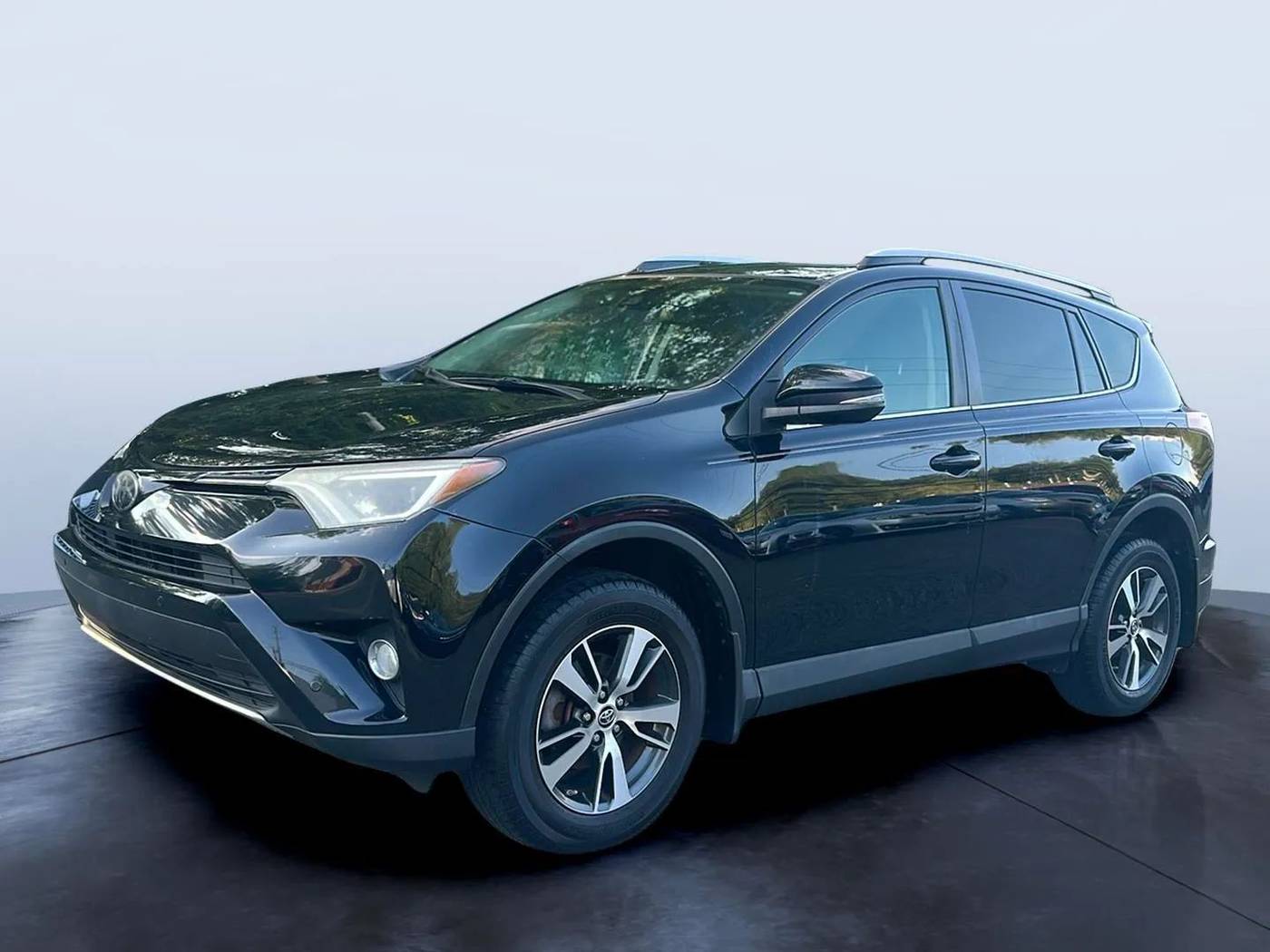 2017 Toyota RAV4 XLE — SUV — 141,963 mi — Stafford, VA