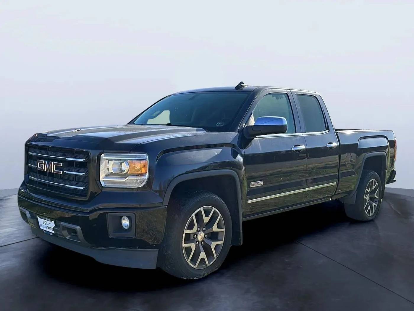 2015 GMC Sierra 1500 SLE — Pickup Truck — 126,388 mi — Stafford, VA