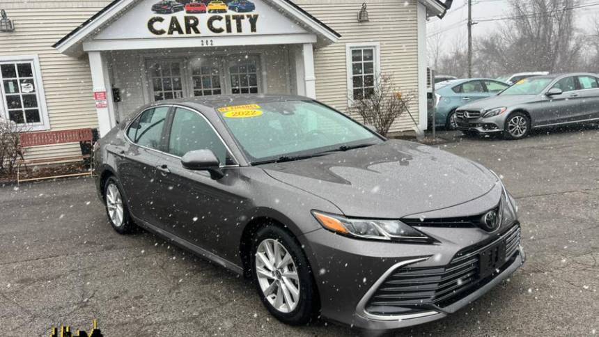 2022 Toyota Camry LE — Sedan — 130,631 mi — East Windsor, CT