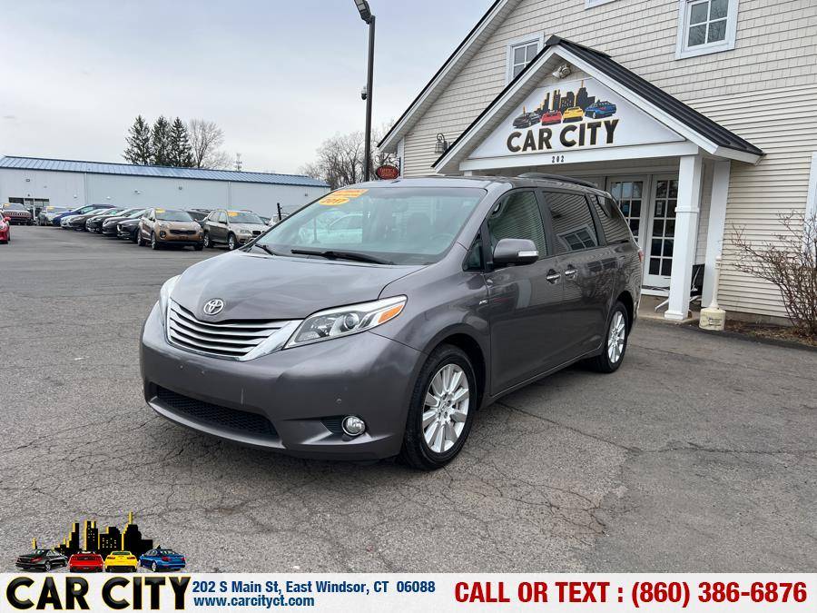 2017 Toyota Sienna Limited — Minivan — 156,602 mi — East Windsor, CT