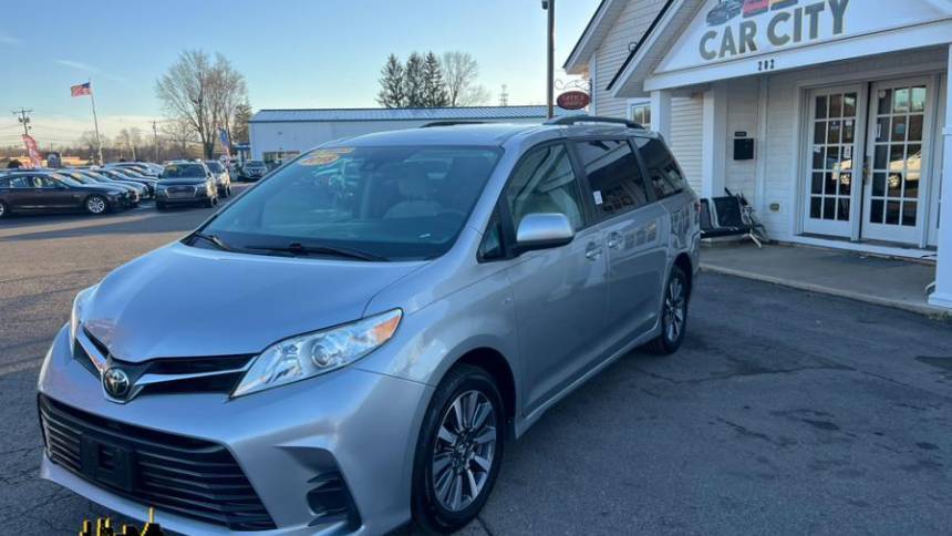 2018 Toyota Sienna LE — Minivan — 128,713 mi — East Windsor, CT