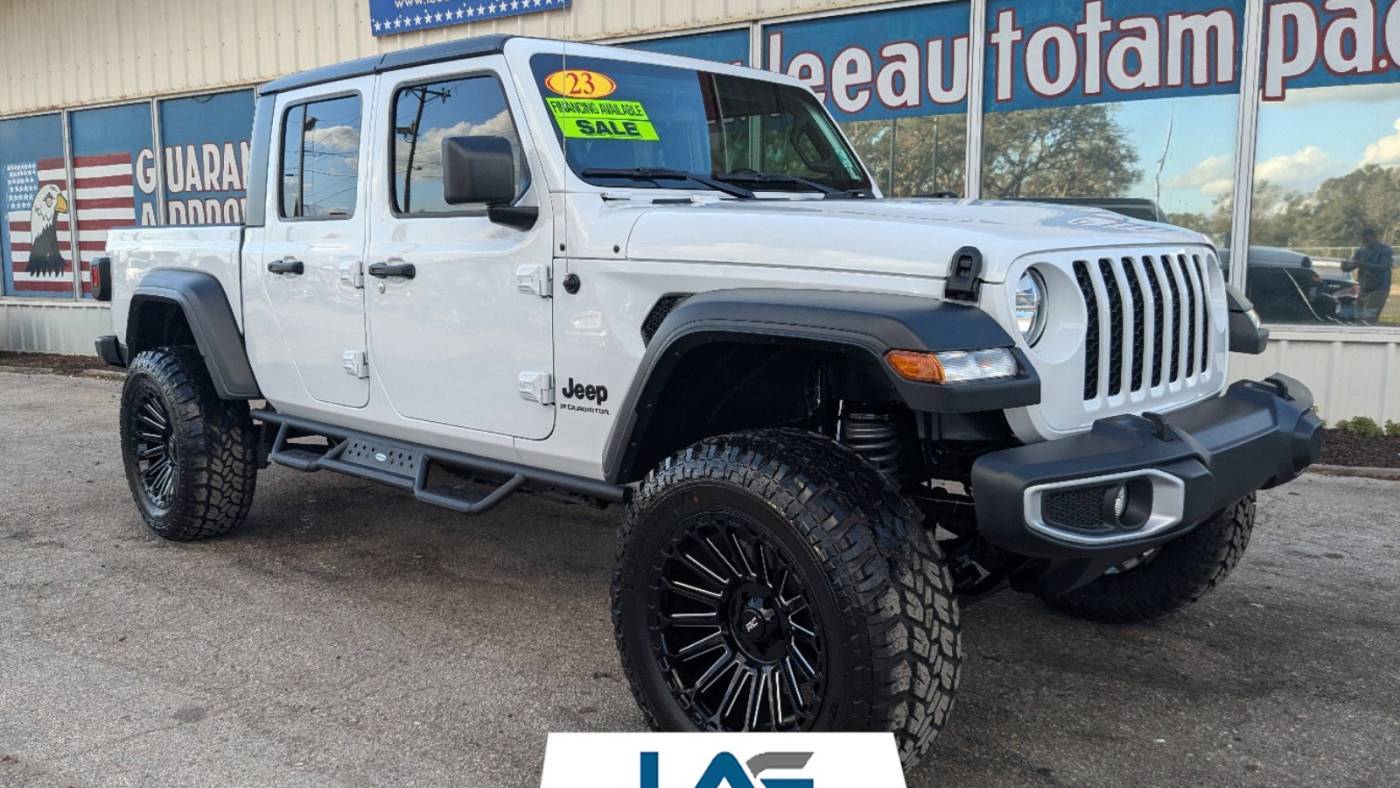2023 Jeep Gladiator Sport — Pickup Truck — 606 mi — Tampa, FL